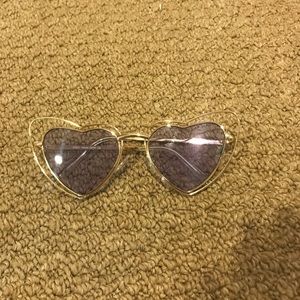 🍉NWOT Heart shaped funky sunglasses 😎